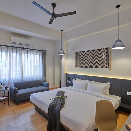 Poshtel Vns Lägenhet Varanasi Exteriör bild