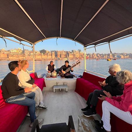 Poshtel Vns Lägenhet Varanasi Exteriör bild