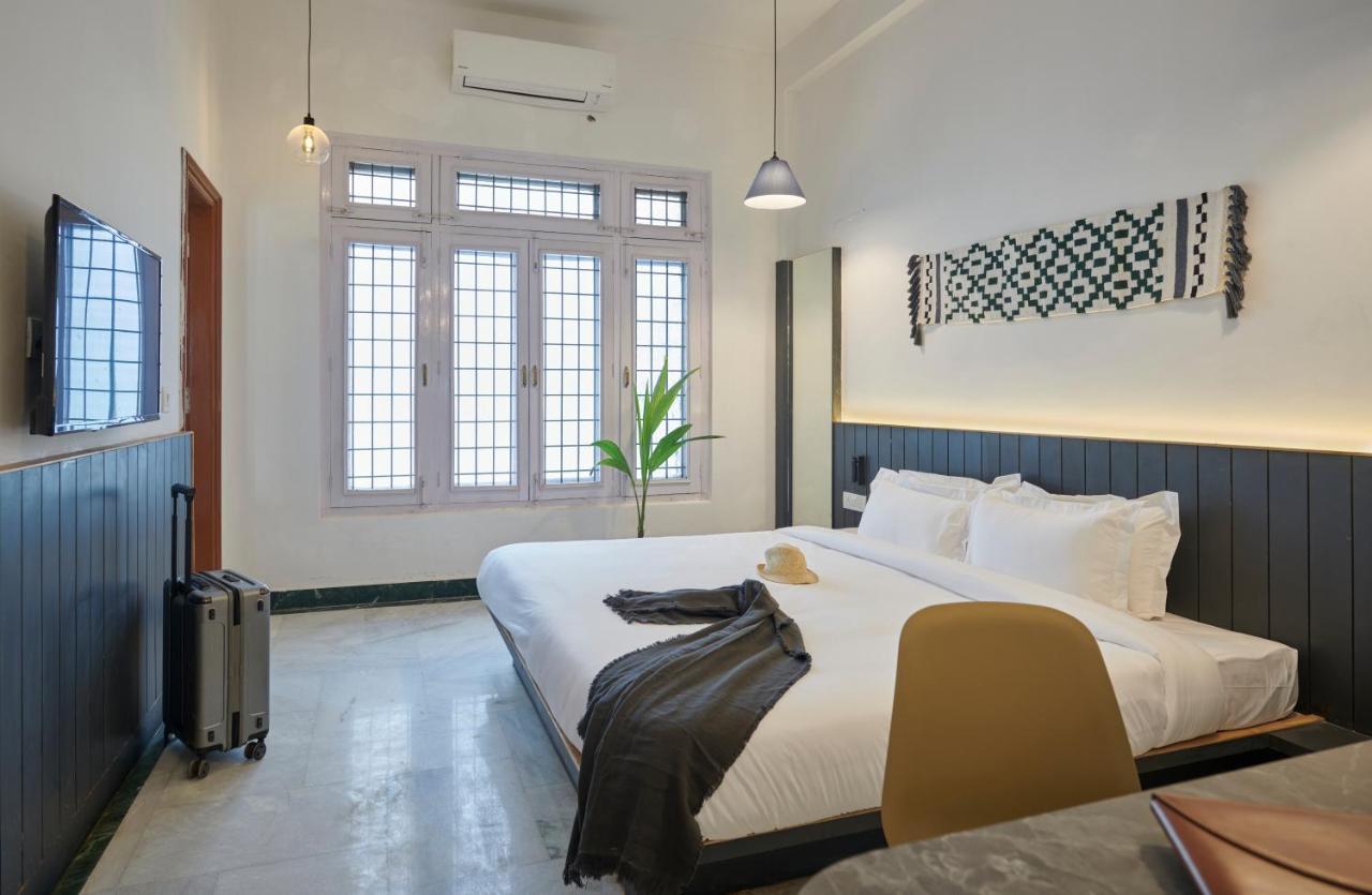Poshtel Vns Lägenhet Varanasi Exteriör bild