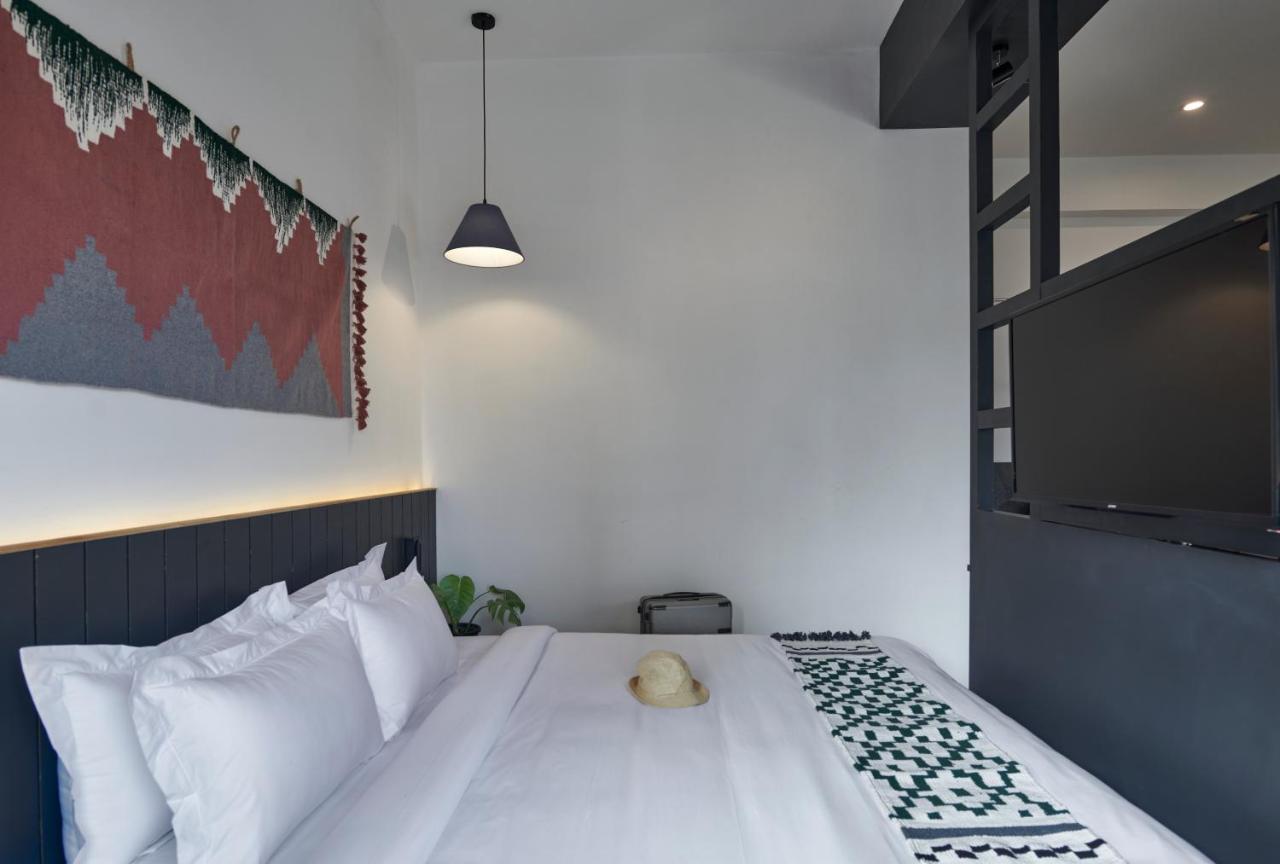 Poshtel Vns Lägenhet Varanasi Exteriör bild