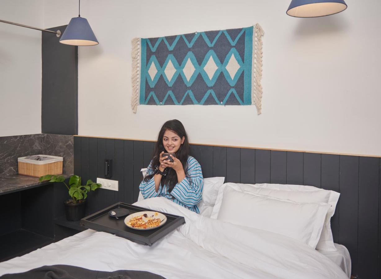 Poshtel Vns Lägenhet Varanasi Exteriör bild