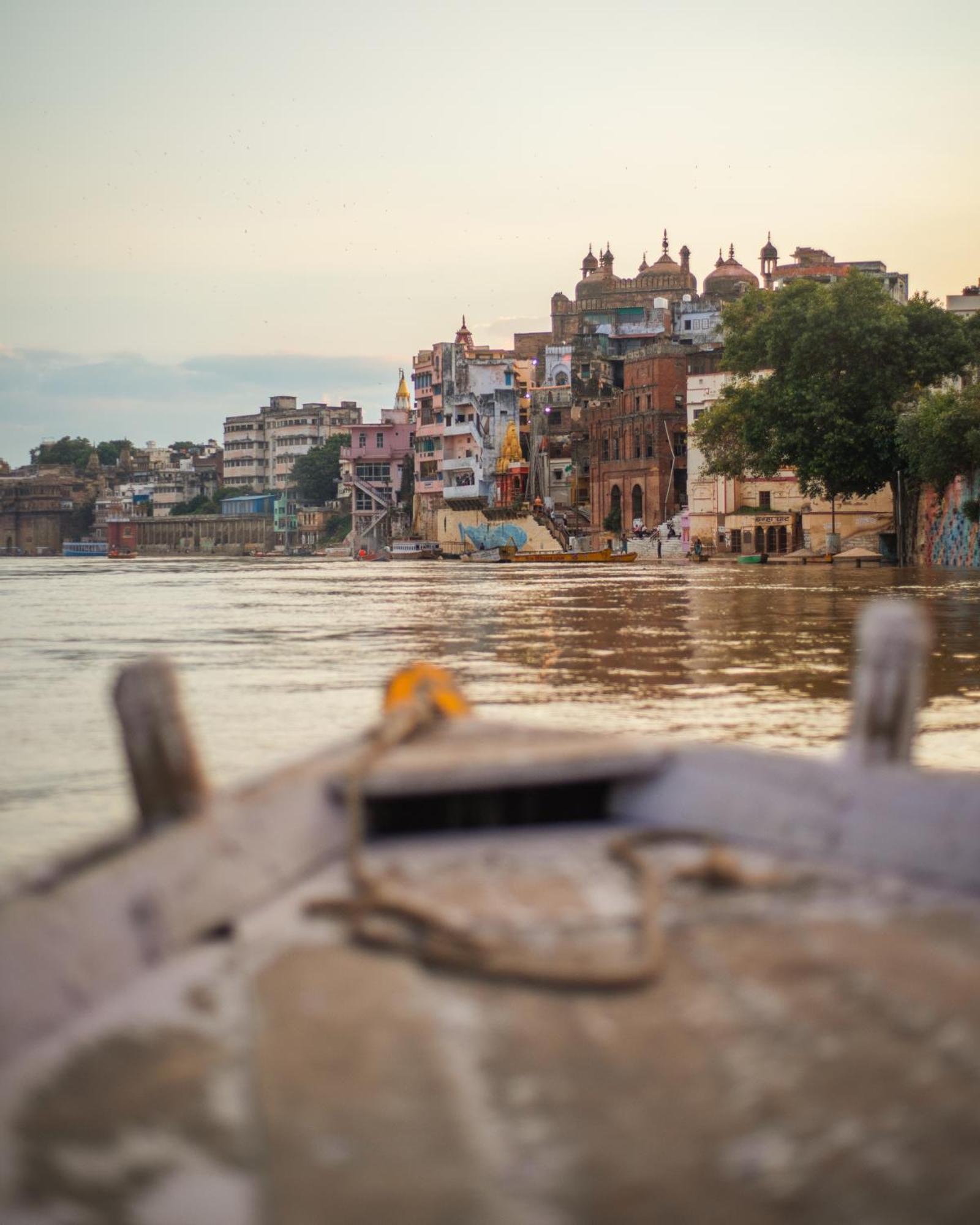 Poshtel Vns Lägenhet Varanasi Exteriör bild