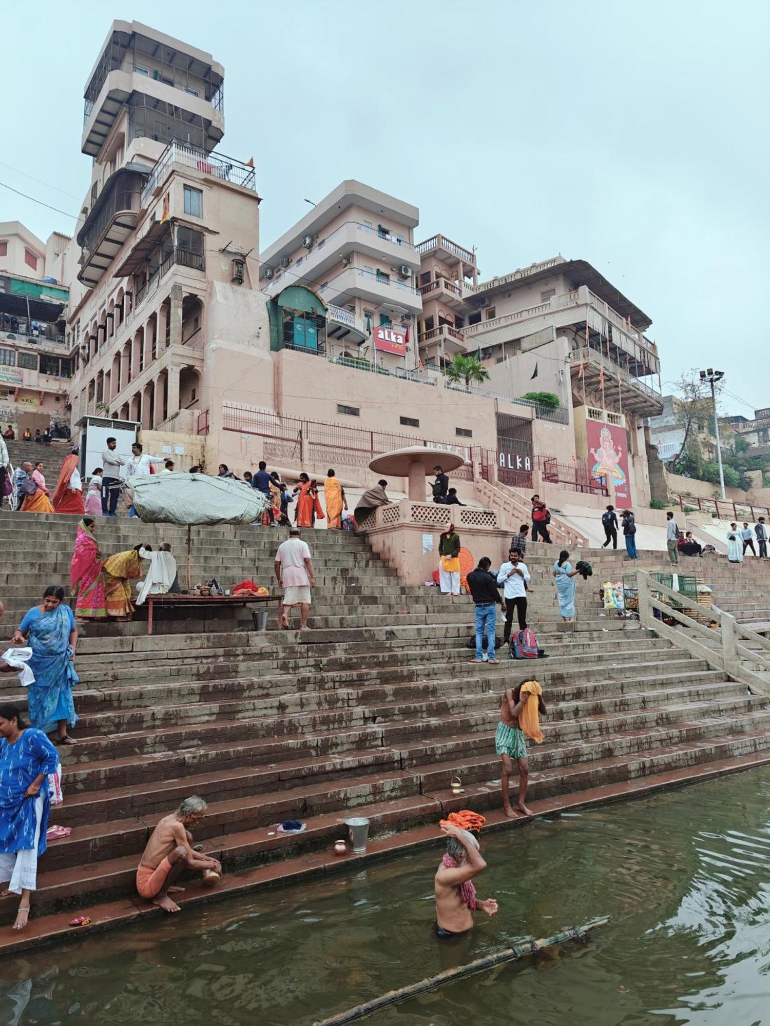 Poshtel Vns Lägenhet Varanasi Exteriör bild