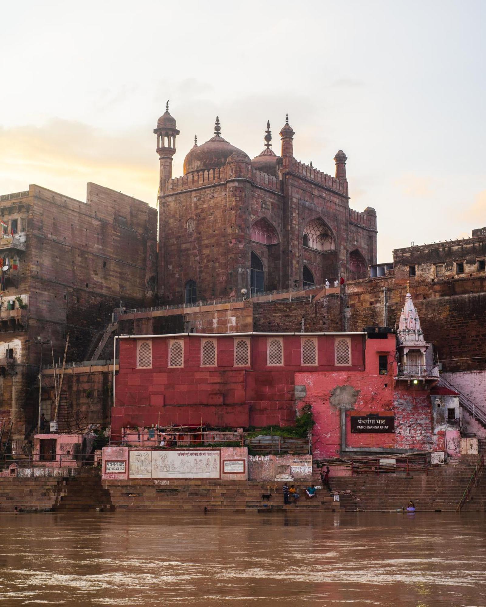 Poshtel Vns Lägenhet Varanasi Exteriör bild